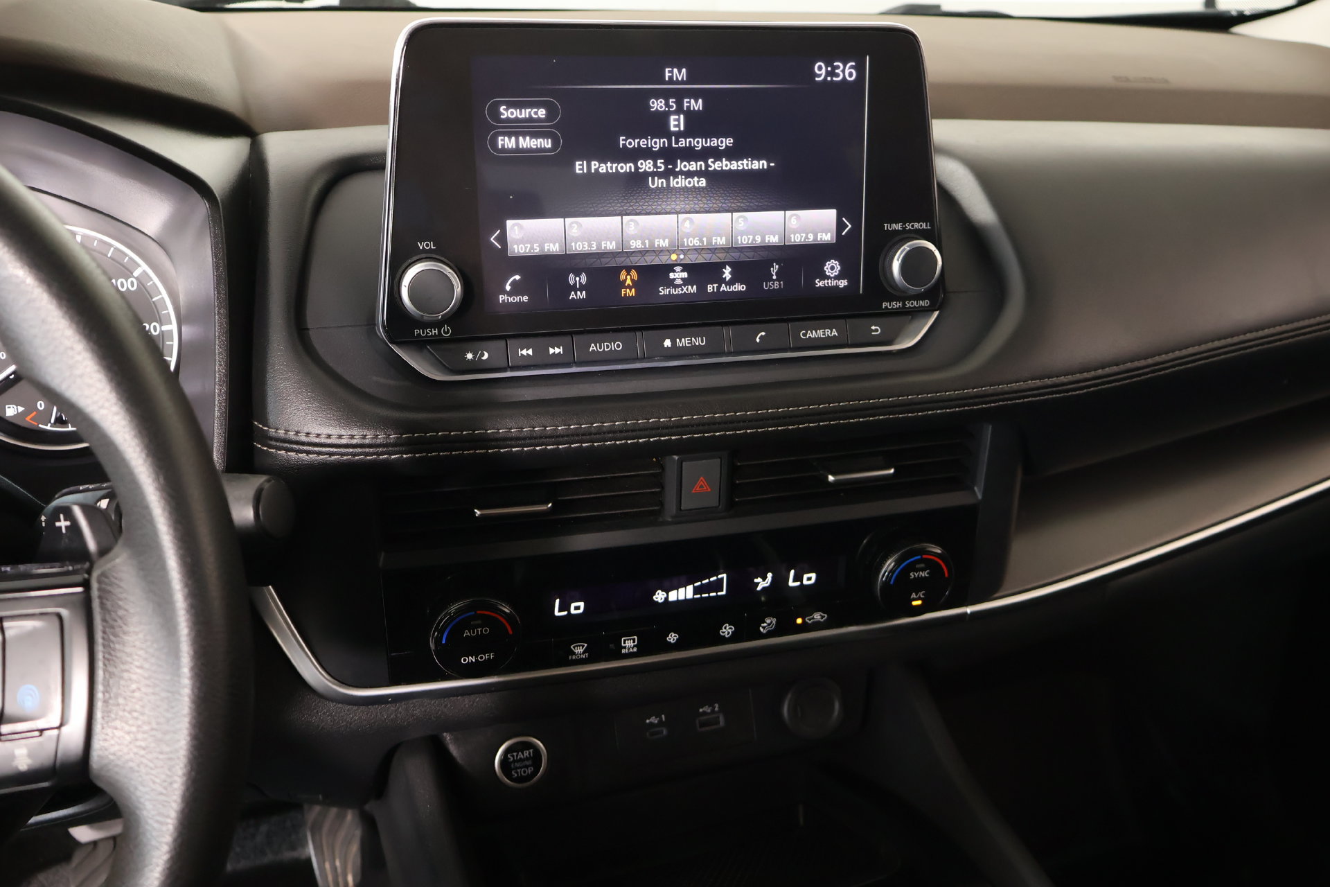 Used 2023 Nissan Rogue SV FWD image 5