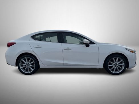 Used 2018 MAZDA MAZDA3 Touring image 5