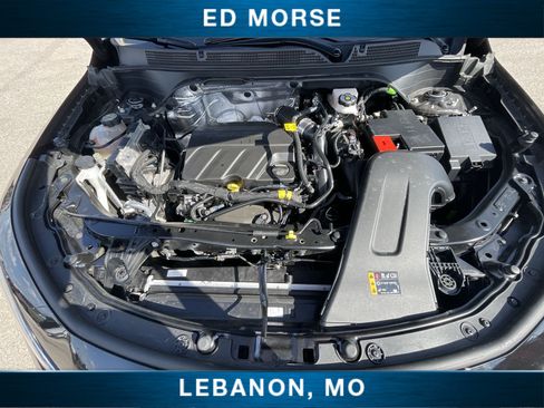 Used 2025 Buick Envista Sport Touring w/ Experience Buick Package FWD image 27