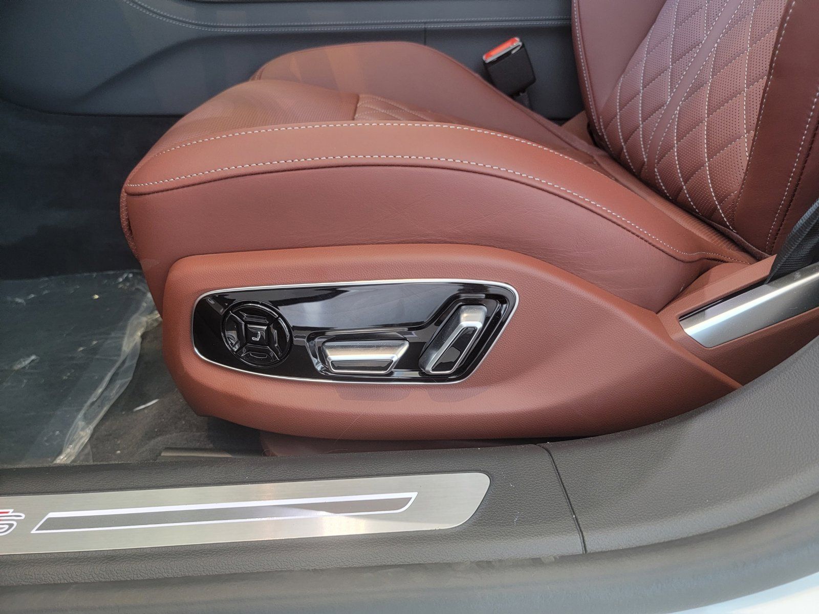 New 2027 Audi S8 AWD/4WD image 11