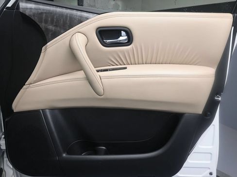 Used 2023 Nissan Armada Platinum w/ Captain's Chairs Package AWD/4WD image 31