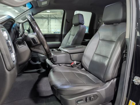 Used 2022 GMC Sierra 2500 SLT w/ X31 Off-Road Package AWD/4WD image 7