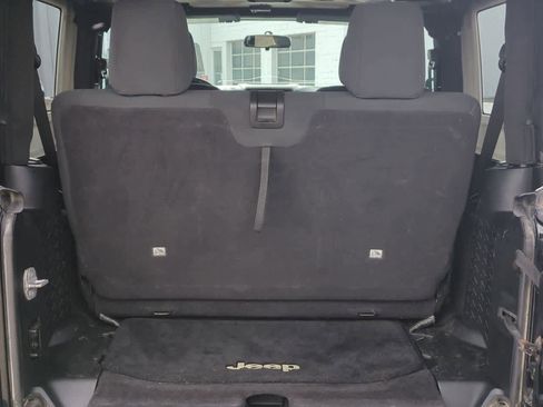 Used 2012 Jeep Wrangler Sport image 31