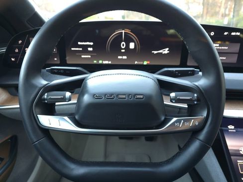 Used 2025 Lucid Air Pure image 26