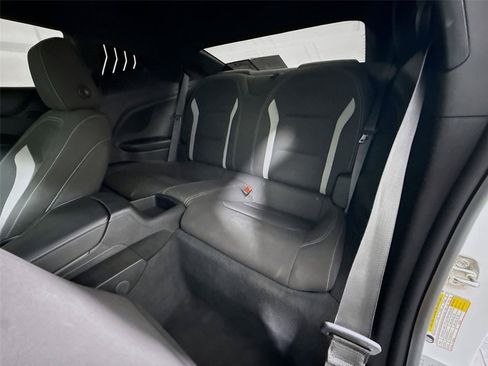 Used 2021 Chevrolet Camaro LT w/ 1LE Track Performance Package RWD image 14