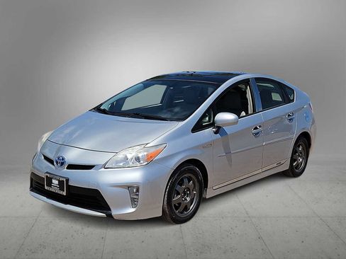 Used 2012 Toyota Prius Four w/ Deluxe Solar Roof Pkg FWD image 4