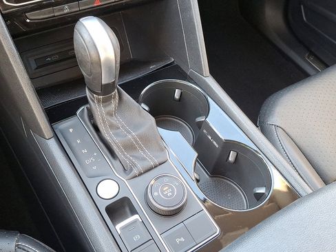 Used 2022 Volkswagen Atlas SEL image 31