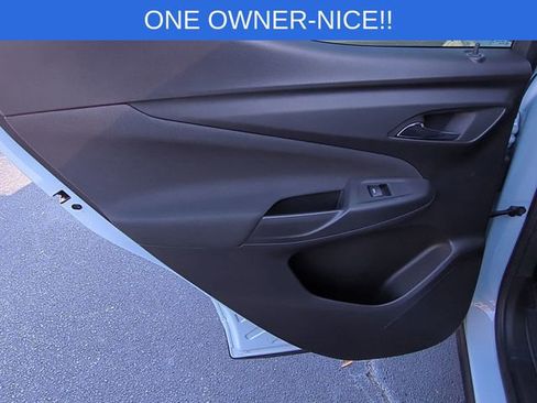 Used 2023 Chevrolet Bolt EUV LT image 31