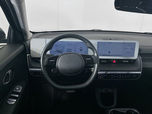 Used 2024 Hyundai Ioniq 5 SEL image 17
