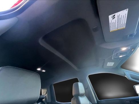 Used 2021 Chevrolet Silverado 1500 LT Trail Boss w/ Convenience Package II image 29