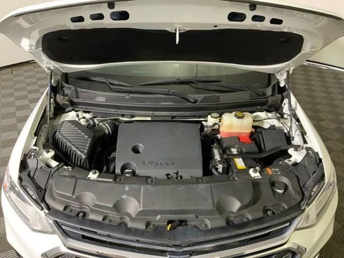 Used 2020 Chevrolet Traverse LT FWD image 41