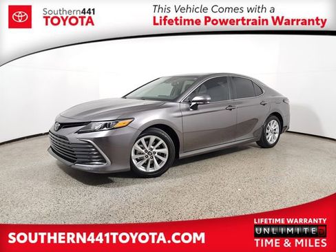 Used 2024 Toyota Camry LE w/ Convenience Package image 1
