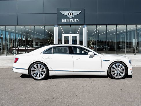 New 2026 Bentley Flying Spur Plug-In Hybrid AWD/4WD image 14