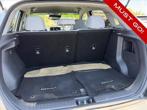 Used 2023 Hyundai Kona SEL FWD image 12