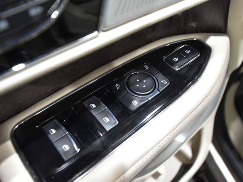Used 2019 Lincoln Navigator Reserve AWD/4WD image 14