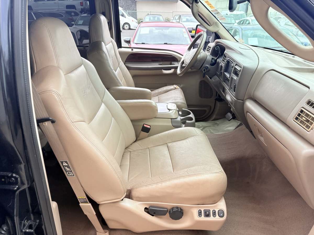 Used 2003 Ford Excursion Limited AWD/4WD image 12