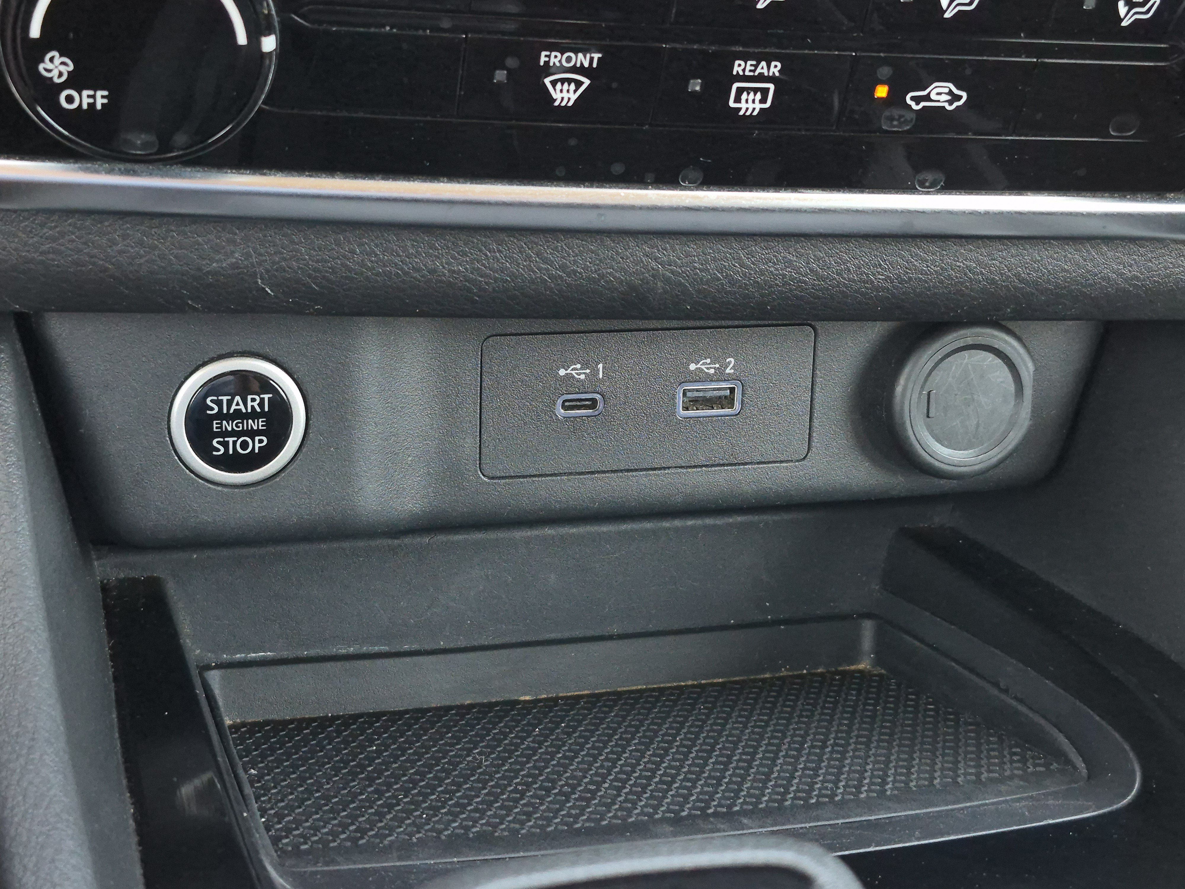 Used 2023 Nissan Rogue S AWD/4WD image 25