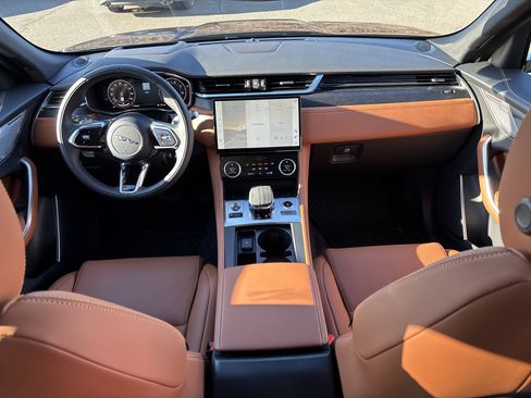 Used 2026 Jaguar F-PACE R-Dynamic S image 20