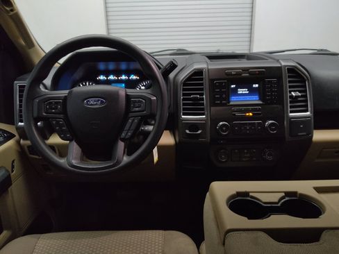 Used 2017 Ford F150 XLT RWD image 22