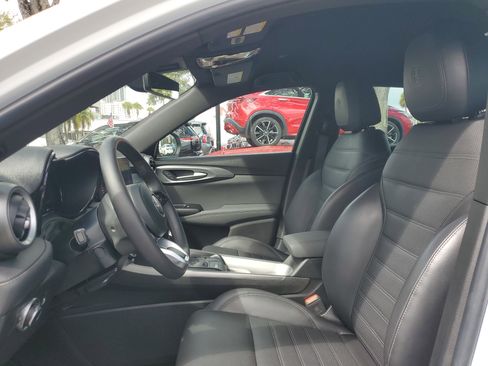 Used 2024 Alfa Romeo Tonale Ti w/ Active Assist Package image 9