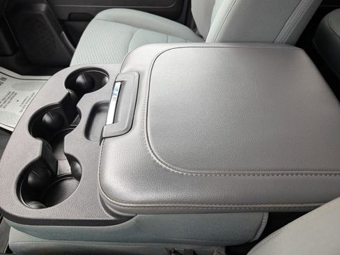 Used 2017 RAM 1500 Express image 32