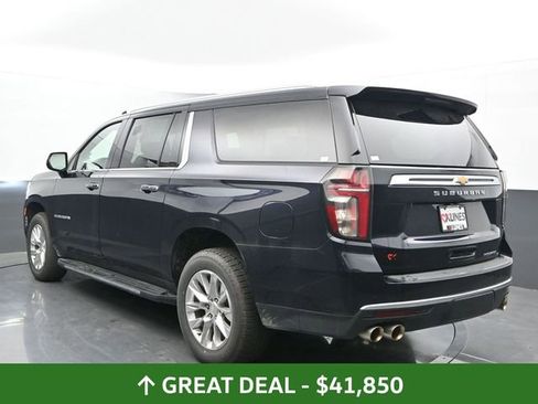 Used 2023 Chevrolet Suburban Premier image 9