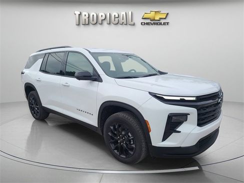 New 2026 Chevrolet Traverse LT w/ Midnight/Sport Edition image 7