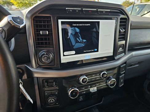 Used 2024 Ford F150 XLT w/ Tow/Haul Package AWD/4WD image 44