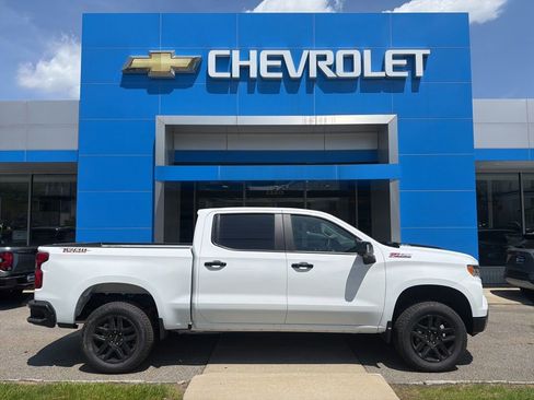 New 2026 Chevrolet Silverado 1500 LT Trail Boss w/ Safety Package AWD/4WD image 6