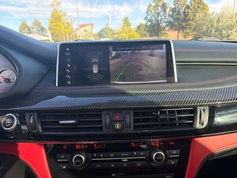 Used 2018 BMW X5 M AWD/4WD image 15