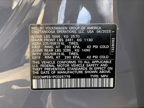 Certified 2023 Volkswagen ID.4 Pro image 31