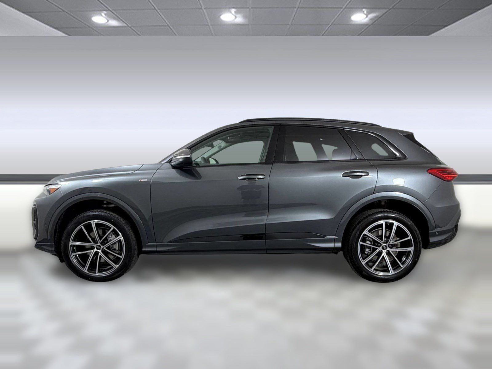 New 2026 Audi Q5 Premium Plus AWD/4WD image 2