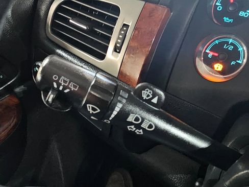 Used 2012 GMC Yukon SLT w/ SLT-2 Equipment Package image 34