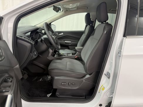 Used 2018 Ford Escape SE w/ SE Sync 3 Package image 14