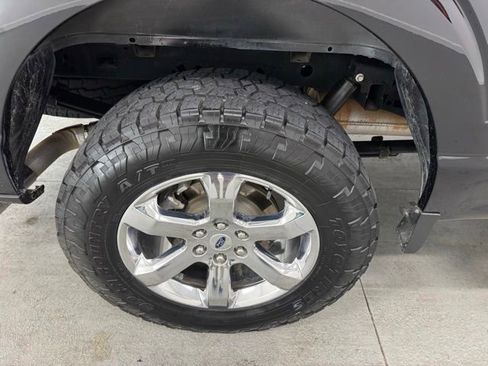 Used 2022 Ford F150 Lariat w/ Equipment Group 502A High AWD/4WD image 4
