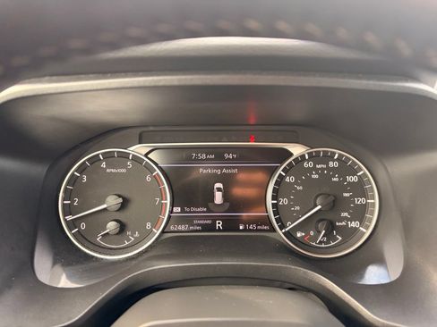 Used 2025 Nissan Rogue SV FWD image 31