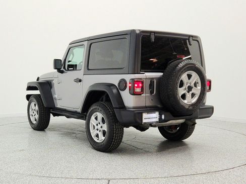 Used 2019 Jeep Wrangler Sport AWD/4WD image 7