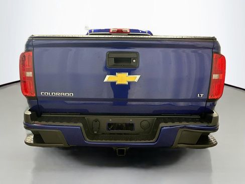 Used 2016 Chevrolet Colorado LT w/ LT Convenience Package image 7