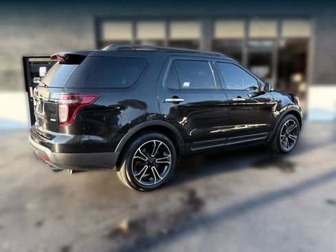 Used 2014 Ford Explorer Sport w/ Equipment Group 401A image 5