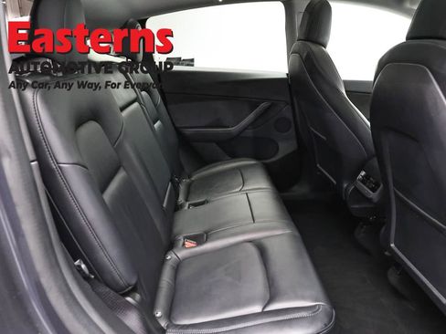 Used 2020 Tesla Model Y Long Range AWD/4WD image 16