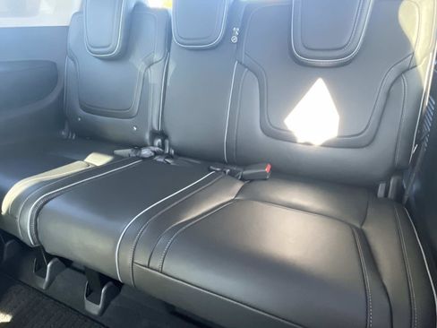 Certified 2025 INFINITI QX80 Luxe image 11