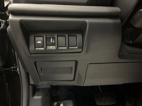 Certified 2025 Subaru Legacy Limited image 12