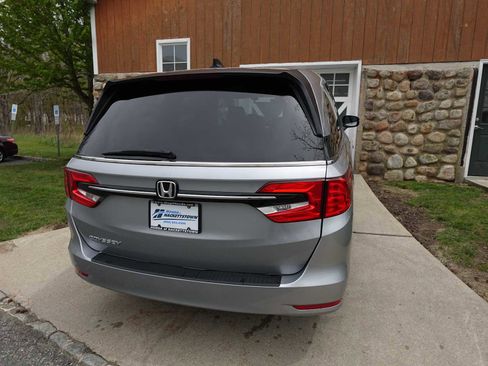 Certified 2024 Honda Odyssey EX-L image 7