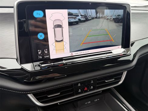 New 2026 Volkswagen Atlas Cross Sport SE image 16