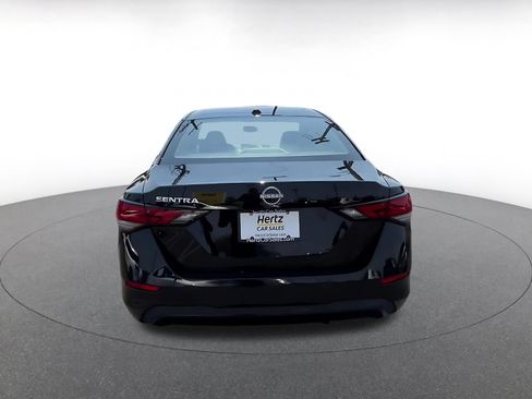 Used 2025 Nissan Sentra SV FWD image 12