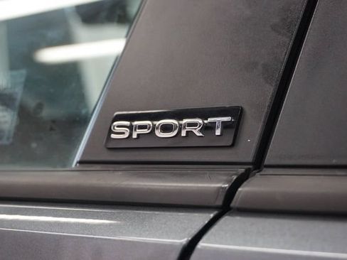 Used 2025 Volkswagen Jetta Sport FWD image 5