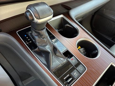 Used 2021 Toyota Sienna XLE image 17