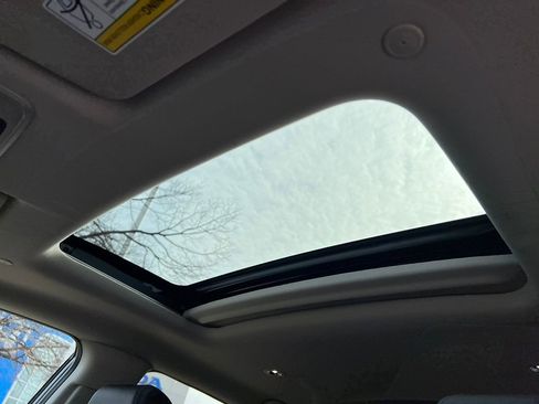 New 2026 Honda HR-V EX-L image 5