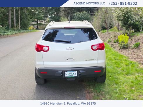 Used 2012 Chevrolet Traverse LT w/ All-Star Edition image 4