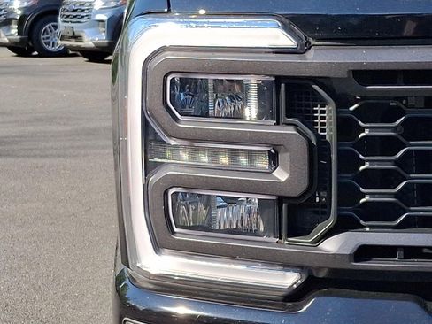 Used 2024 Ford F250 XLT w/ XLT Premium Package AWD/4WD image 9